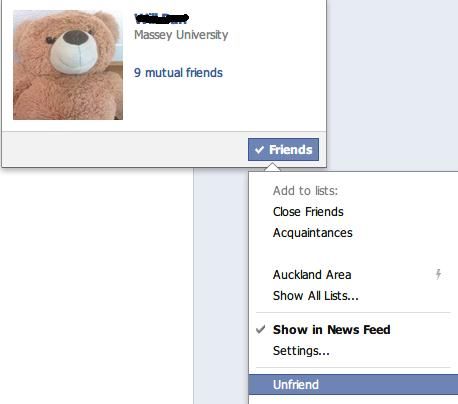 Unfriending in Facebook